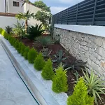 Maris Villa *
