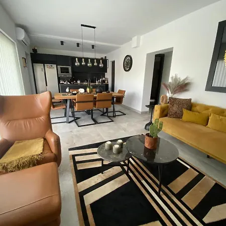 Maris Villa Ražanj