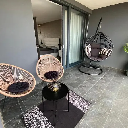 Maris Villa