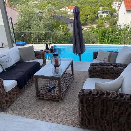 Maris Villa Razanj